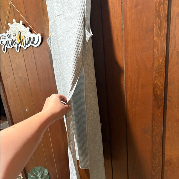 H&M Light Gray Ribbed Top - Picture 6 of 7